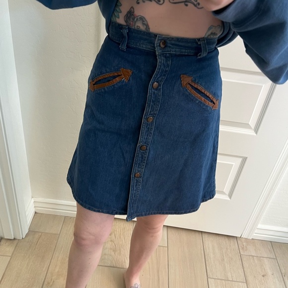 Vintage Neumann Marcus Skirt - Picture 7 of 7